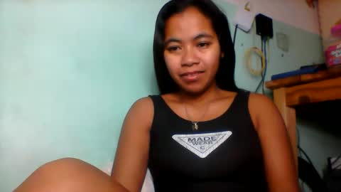 Snapshot of rinah856024 chatting on 8, 6, 2026 rinah856024 online show from 8, 6, 2026