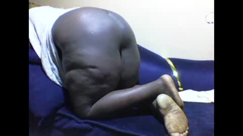 Snapshot of rio_sky chatting on 3, 1, 2025 cookie online show from 3, 1, 2025