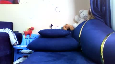 Snapshot of rio_sky chatting on 10, 10, 2025 cookie online show from 10, 10, 2025