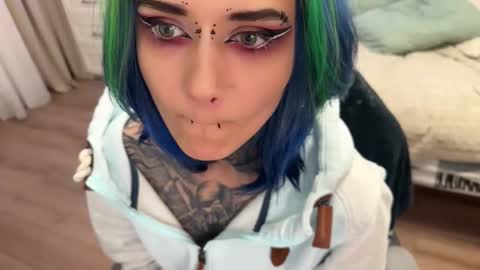 Snapshot of ripper_66 chatting on 24, 10, 2025 DianaBrite fansl y online show from 24, 10, 2025