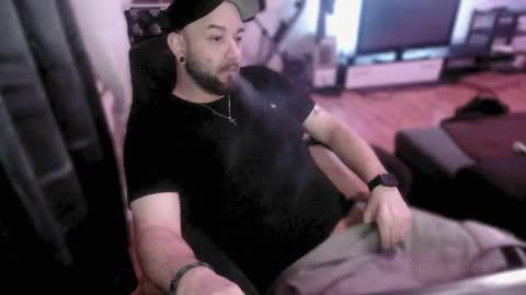 Snapshot of riptid3_ chatting on 21, 2, 2025 Ask Me online show from 21, 2, 2025