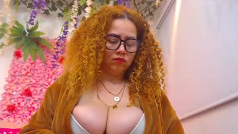 Risitos De Oro online show from 5, 7, 2026
