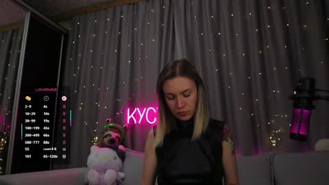 Snapshot of ritakycb chatting on 11, 5, 2026 Rita online show from 11, 5, 2026