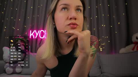 Snapshot of ritakycb chatting on 15, 5, 2026 Rita online show from 15, 5, 2026