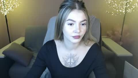 Snapshot of ritaneer chatting on 8, 12, 2024 ritaneer online show from 8, 12, 2024