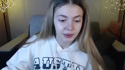 Snapshot of ritaneer chatting on 8, 2, 2025 ritaneer online show from 8, 2, 2025