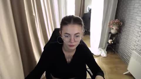 Snapshot of ritaneer chatting on 10, 9, 2025 ritaneer online show from 10, 9, 2025