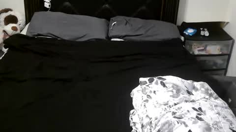 River Saint online show from 21, 9, 2025