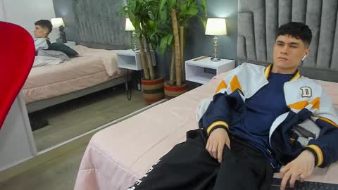 Roan Birkin online show from 10, 2, 2025