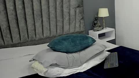 Roan Birkin online show from 1, 3, 2025