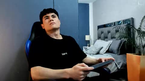 Roan Birkin online show from 16, 9, 2025