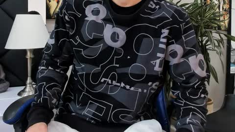 Roan Birkin online show from 29, 3, 2026