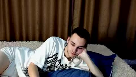 robert10211 online show from 20, 2, 2026