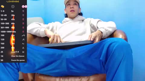 robert_kingg online show from 11, 11, 2025