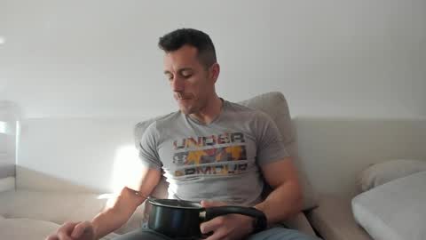 roberto4ever online show from 15, 4, 2026