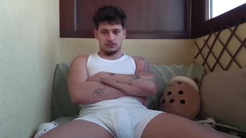 Roberto online show from 9, 3, 2026