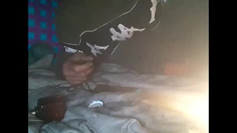 Snapshot of robincom23 chatting on 9, 3, 2025 R online show from 9, 3, 2025