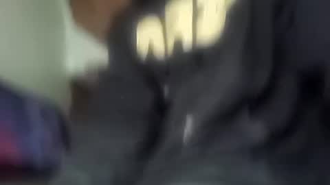 Snapshot of robincom23 chatting on 28, 9, 2025 R online show from 28, 9, 2025