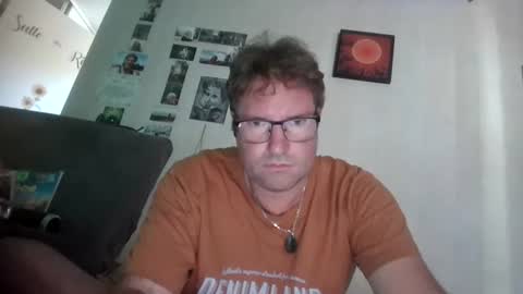 robinouhot online show from 6, 7, 2026