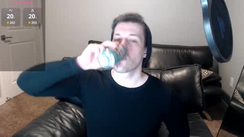 Snapshot of robknocks chatting on 18, 12, 2024 Rob Knocks online show from 18, 12, 2024