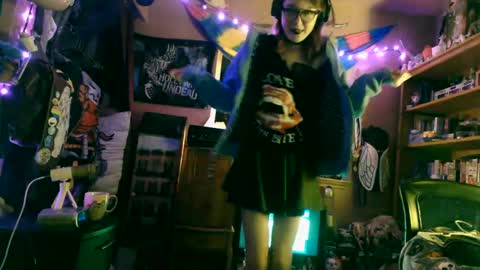 Snapshot of robynethedemon chatting on 4, 12, 2024 robynethedemon online show from 4, 12, 2024