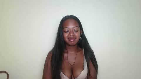 rochellinah online show from 6, 5, 2026