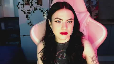 Sophie  online show from 21, 2, 2025