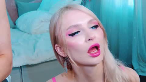 Lina and Den online show from 13, 9, 2025