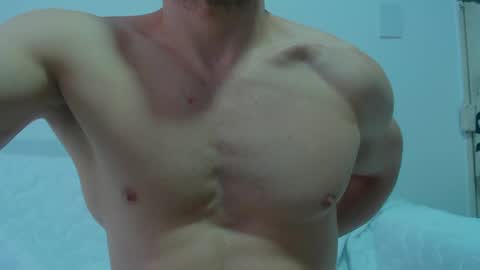 Snapshot of rocky_muscle chatting on 1, 5, 2026 rocky muscle online show from 1, 5, 2026