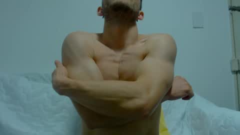 Snapshot of rocky_muscle chatting on 9, 5, 2026 rocky muscle online show from 9, 5, 2026
