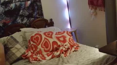 Longrodhotmomma online show from 18, 4, 2026