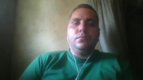 Snapshot of roger3600 chatting on 26, 10, 2025 Roger online show from 26, 10, 2025