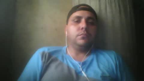 Snapshot of roger3600 chatting on 13, 12, 2025 Roger online show from 13, 12, 2025