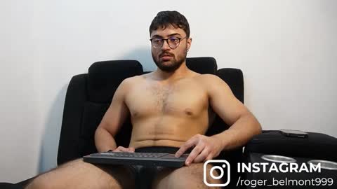 Snapshot of roger_belmont chatting on 7, 1, 2026 Roger Belmont online show from 7, 1, 2026