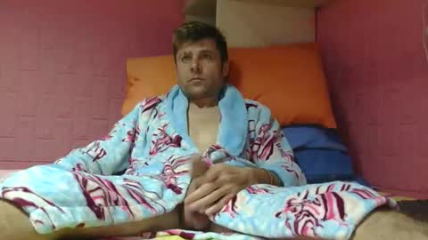 Banderas online show from 1, 4, 2026