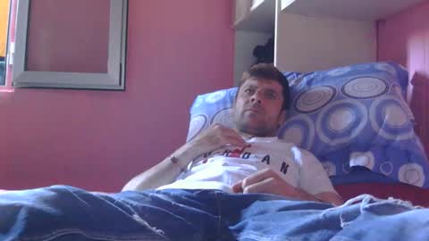 Banderas online show from 4, 4, 2026