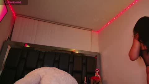 Snapshot of rohanalan_ chatting on 13, 4, 2026 Sof online show from 13, 4, 2026