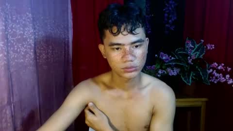 Snapshot of roianboyyy chatting on 6, 7, 2026 roianboyyy online show from 6, 7, 2026