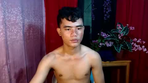 Snapshot of roianboyyy chatting on 9, 7, 2026 roianboyyy online show from 9, 7, 2026