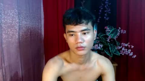 Snapshot of roianboyyy chatting on 5, 8, 2026 roianboyyy online show from 5, 8, 2026