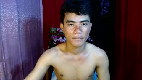 Snapshot of roianboyyy chatting on 7, 8, 2026 roianboyyy online show from 7, 8, 2026