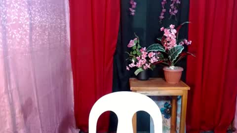 Snapshot of roianboyyy chatting on 9, 8, 2026 roianboyyy online show from 9, 8, 2026
