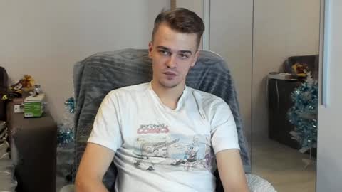 taylor fox online show from 31, 12, 2024