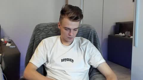 taylor fox online show from 5, 1, 2025