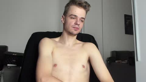 taylor fox online show from 13, 1, 2025