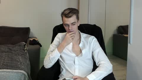 taylor fox online show from 23, 1, 2025