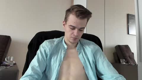 taylor fox online show from 8, 2, 2025