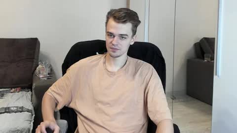 taylor fox online show from 9, 2, 2025