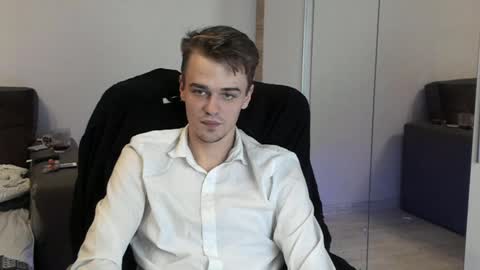 taylor fox online show from 13, 2, 2025