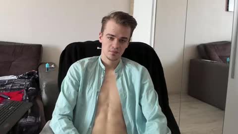 taylor fox online show from 22, 2, 2025